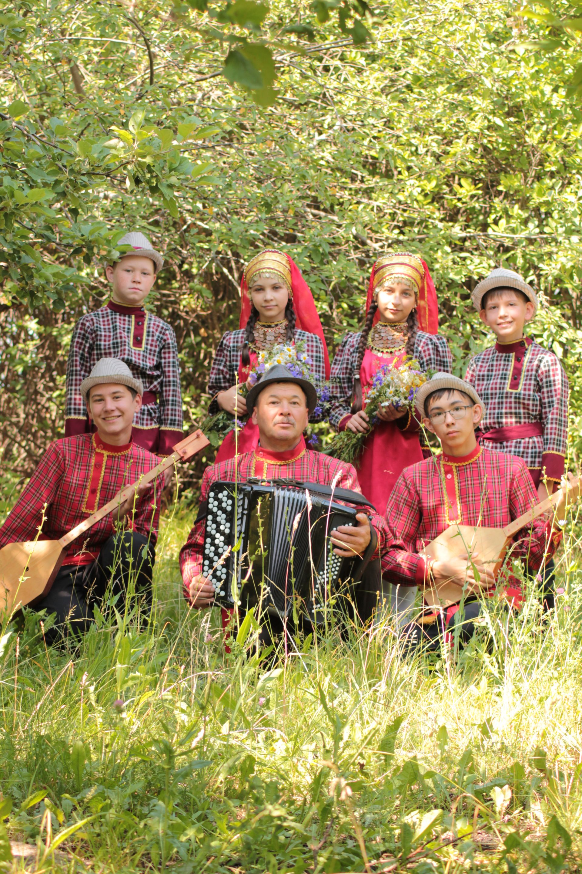 Школьники из фольклорного коллектива «Сандугачлар» выступят на празднике Петров день в Заинском районе