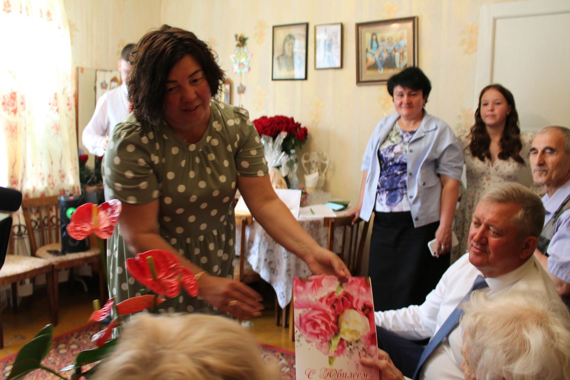 100-летний юбилей отпраздновала ветеран Великой Отечественной войны Валентина Лыкова
