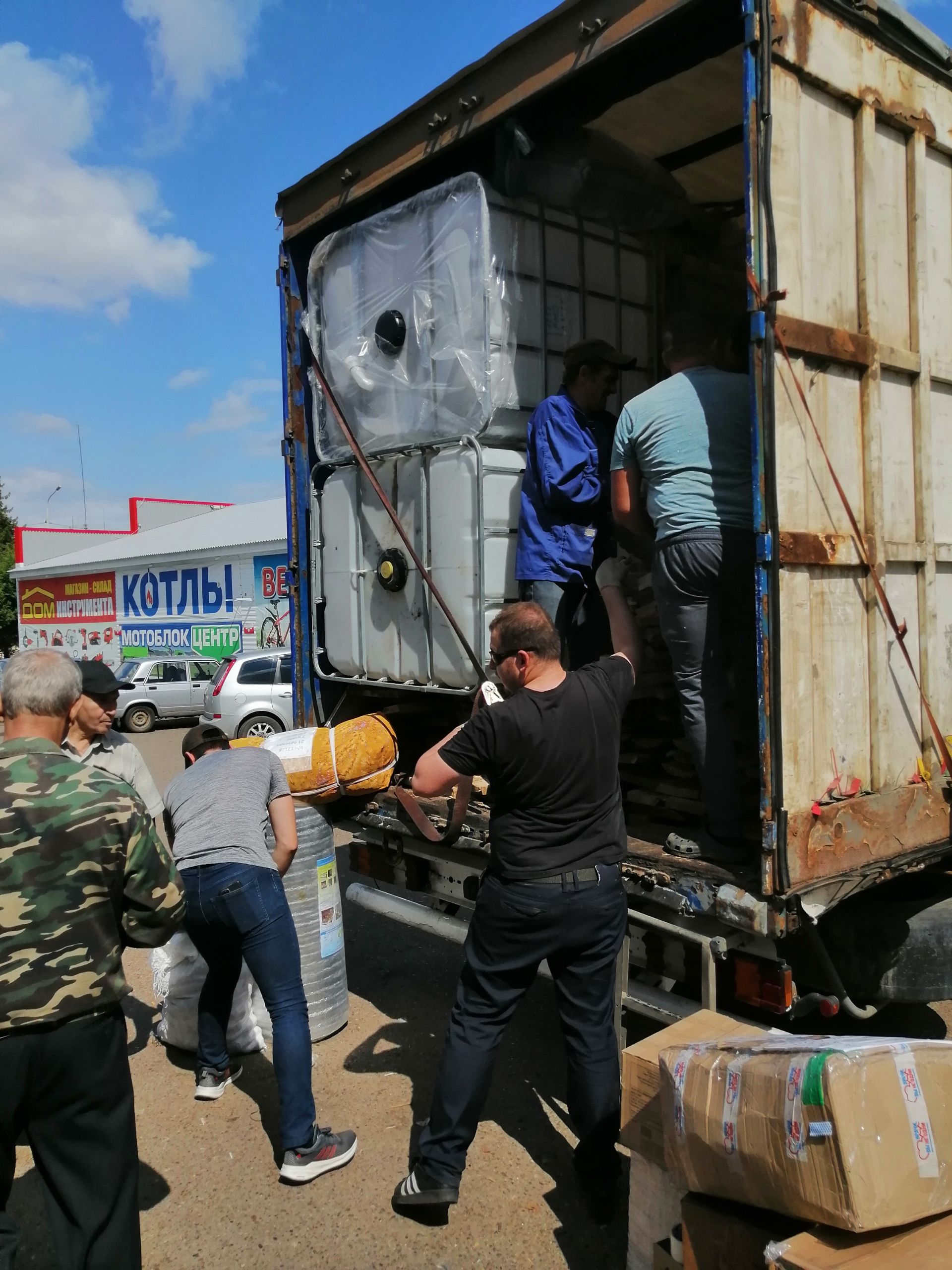 Очередной груз гуманитарной помощи из Заинска был доставлен в зону СВО