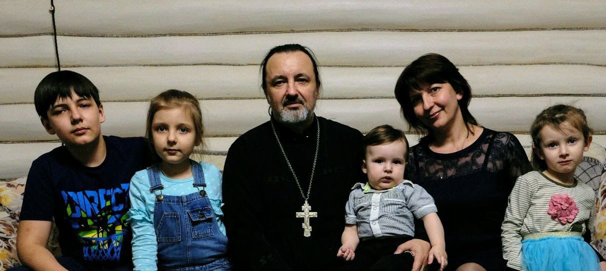 Семья из Заинска рассказала, как встречает праздник Рождества Христова