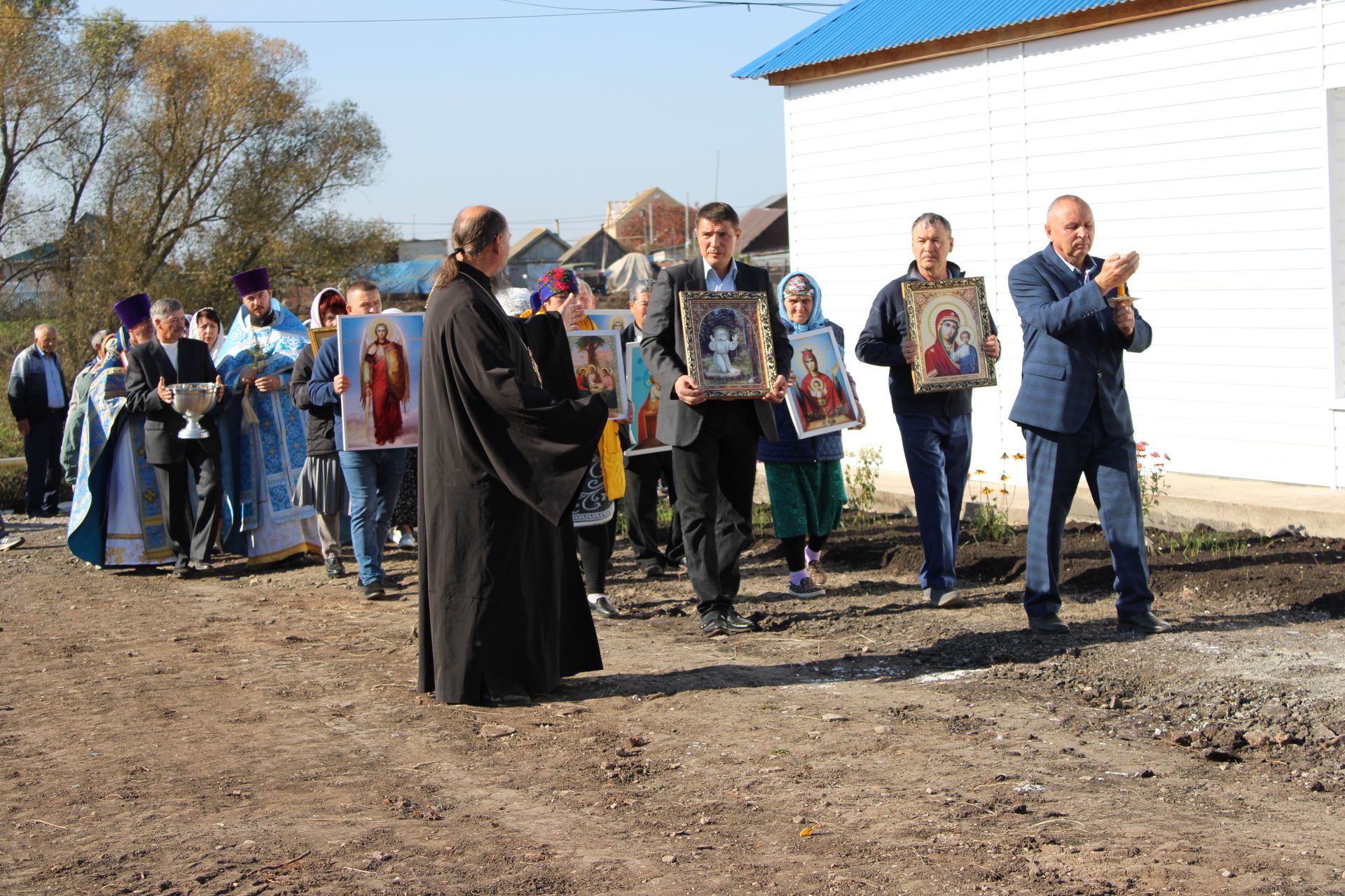 В селе Сарсаз-Багряж открылся храм Иконы Божией Матери