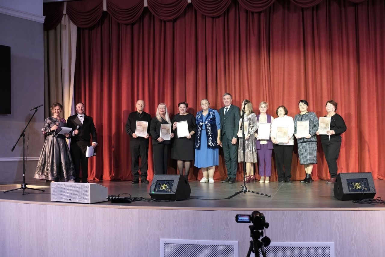Казанда Пушкинның тууына 225 ел тулуга багышланган зур фестивальдә зәйлеләр дә катнашты