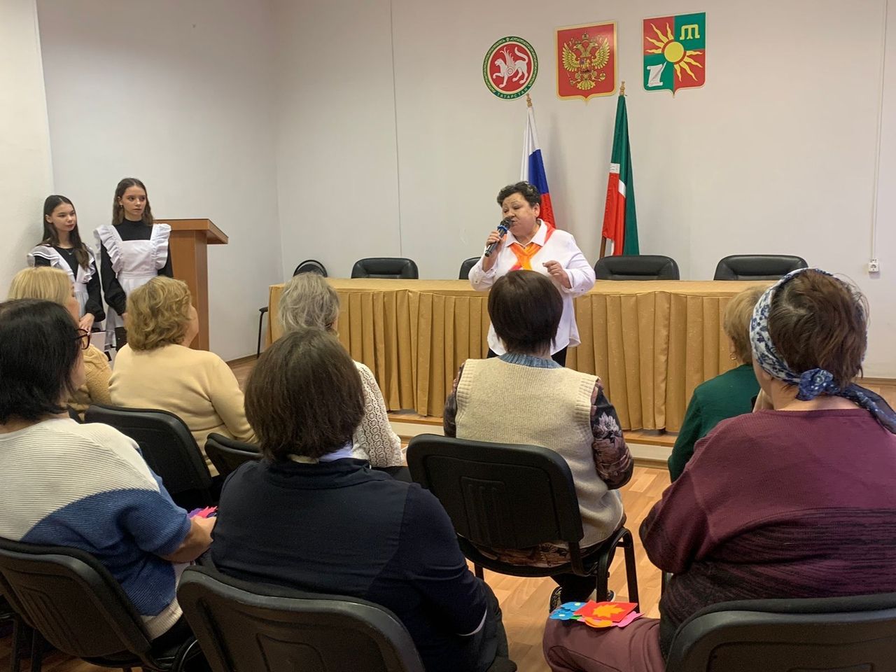 Иске Зәйдә маскировка челтәрләре үрүче хатын-кызларны хөрмәтләделәр