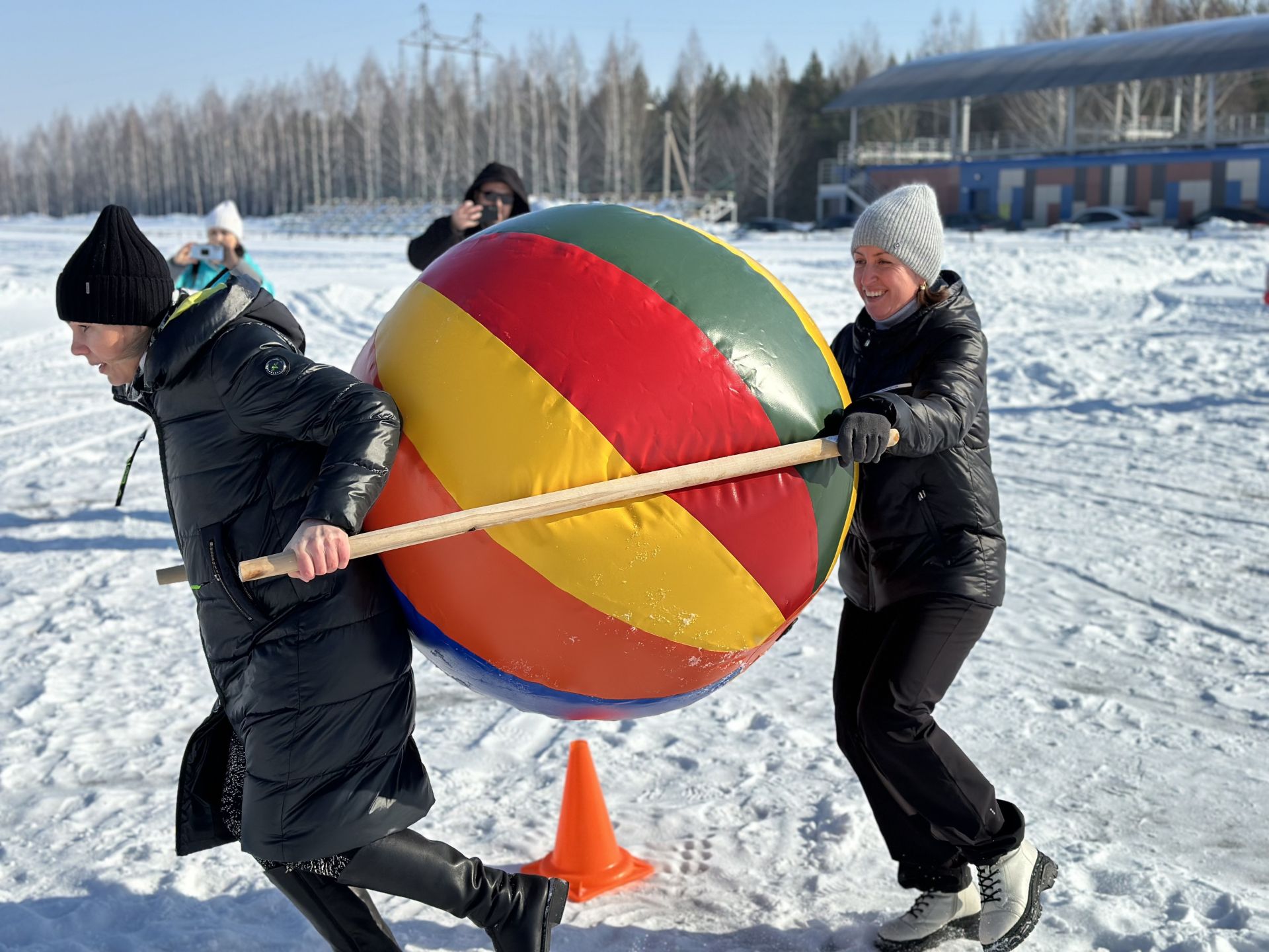 В Заинске прошли зимние корпоративные игры