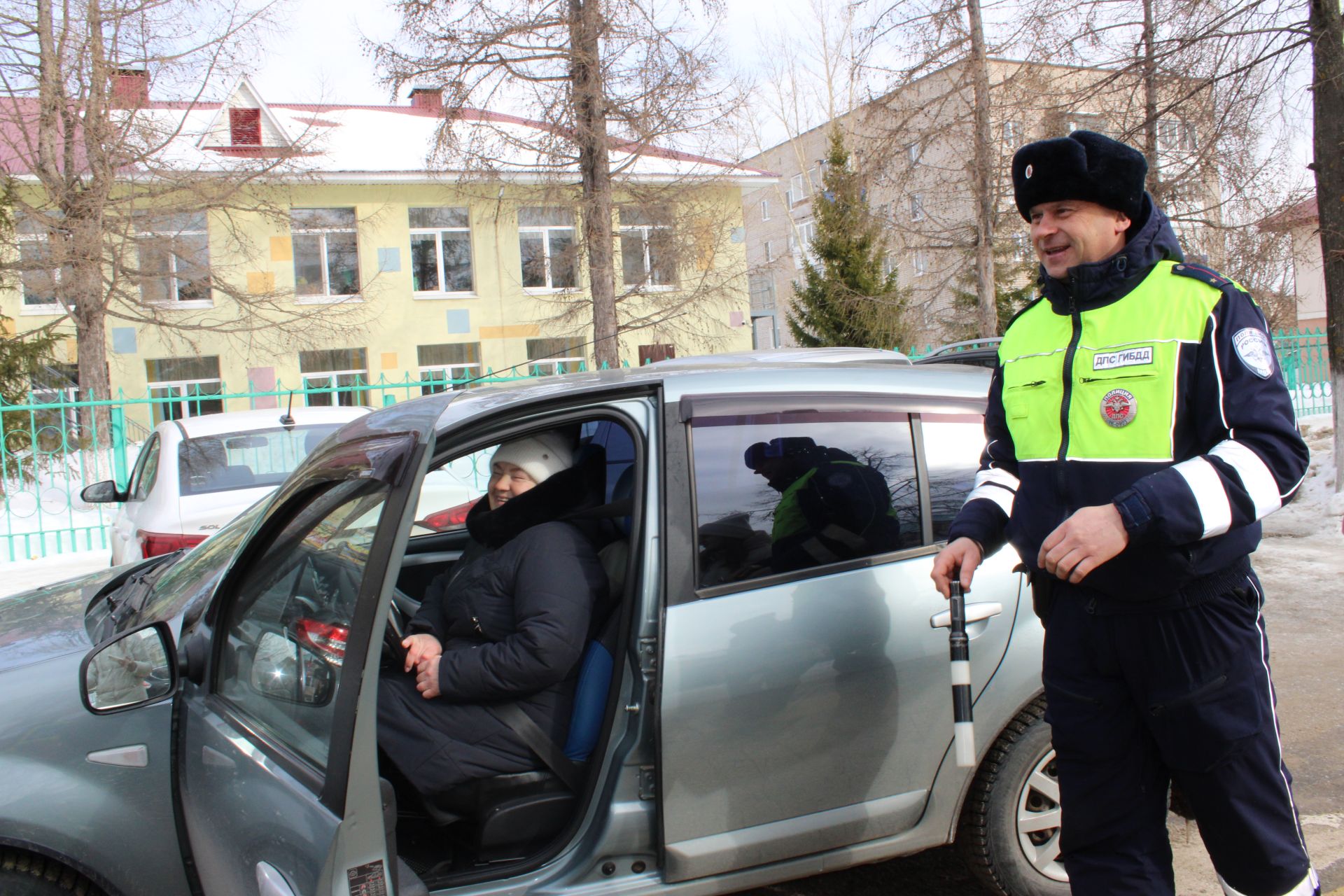 Зәйдә автоледилар лаләләр алдылар