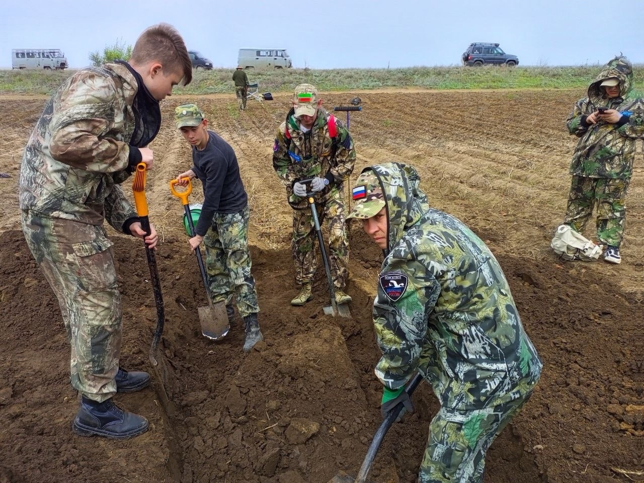 За четыре дня поисковики Заинска нашли останки 24 бойцов Красной Армии