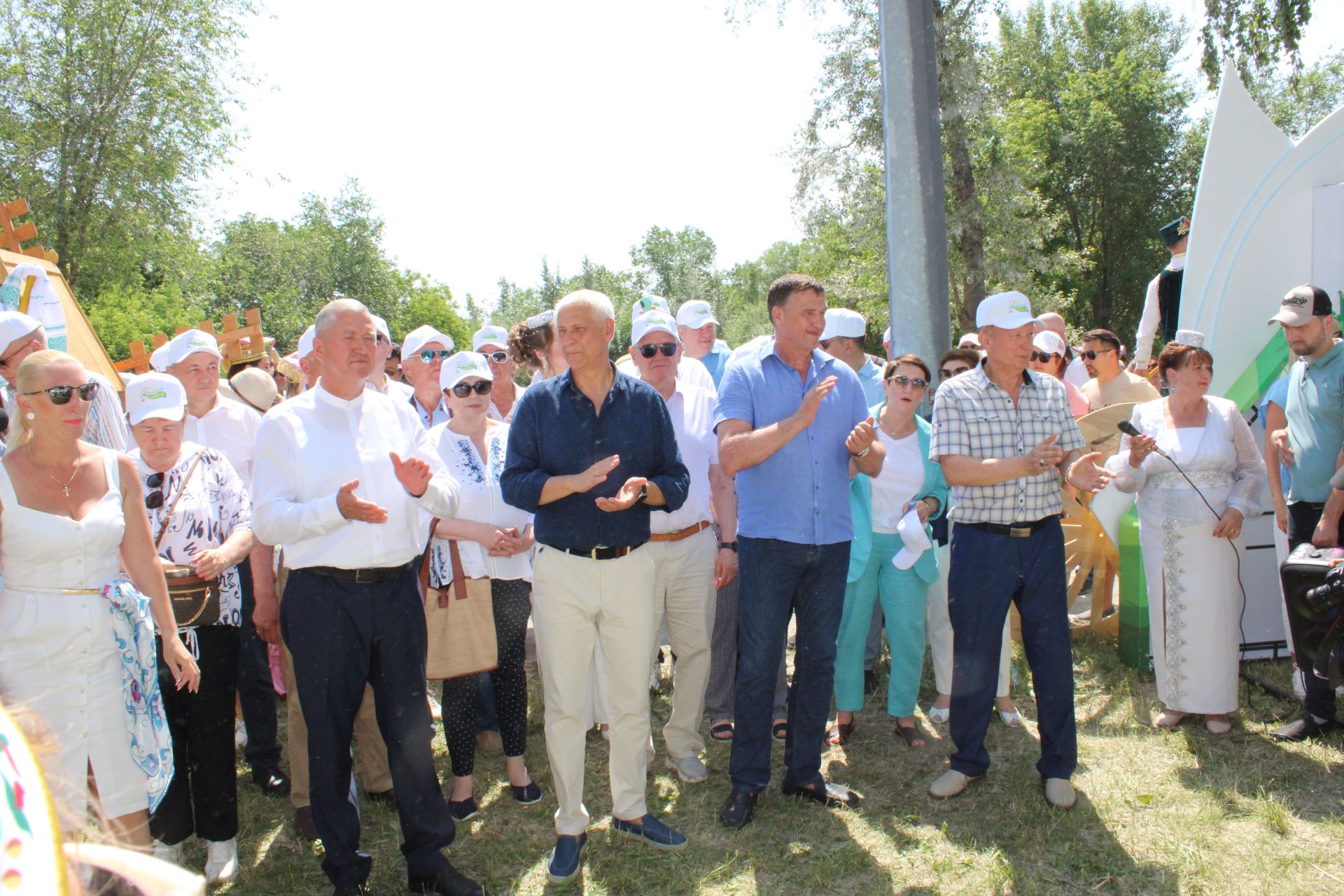 Зәйлеләр Магнитогорск Сабантуен күркәм әзерләнгән мәйданчык, чыгышлар белән бизәде