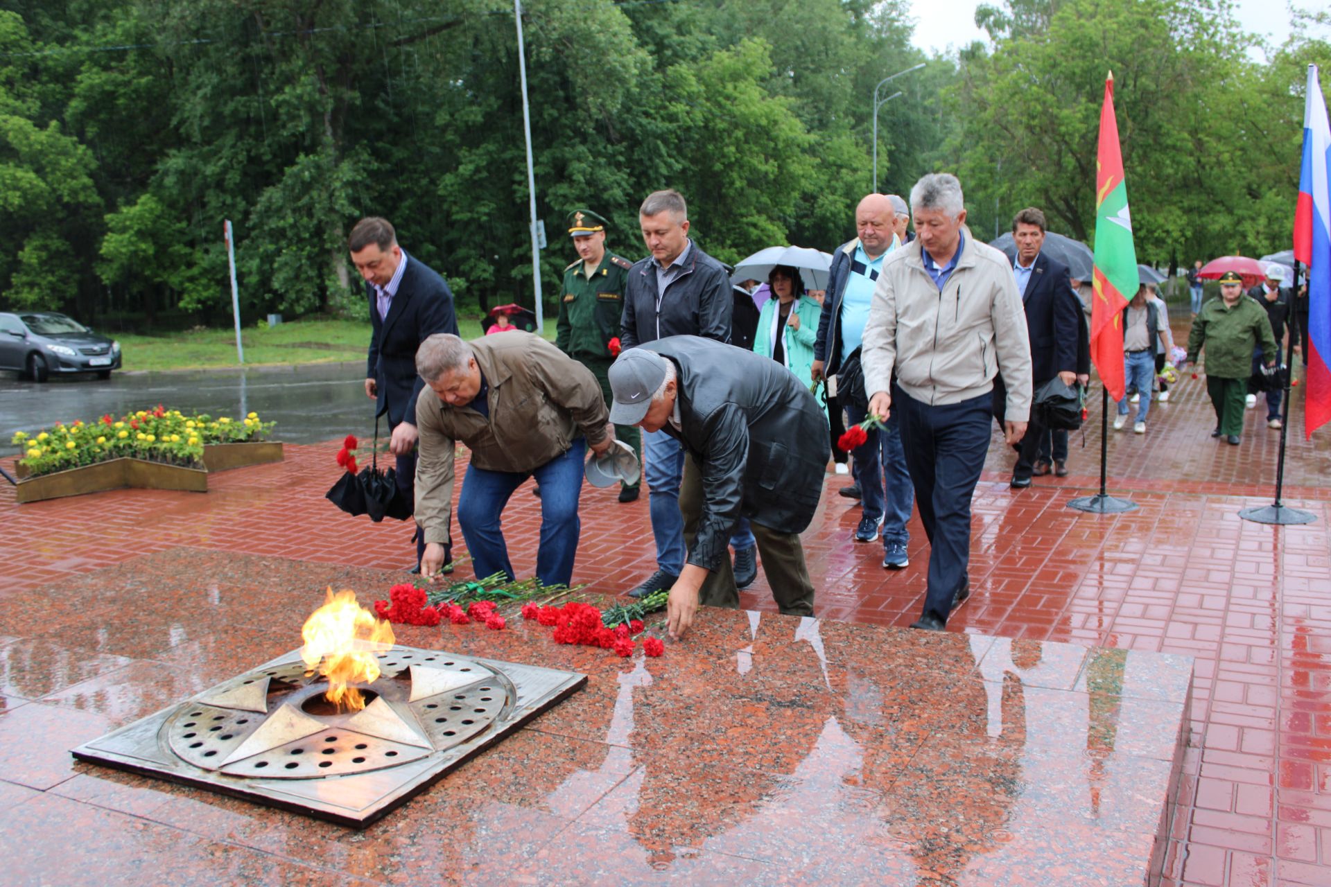 День памяти и скорби: заинцы отдали дань уважения участникам ВОВ