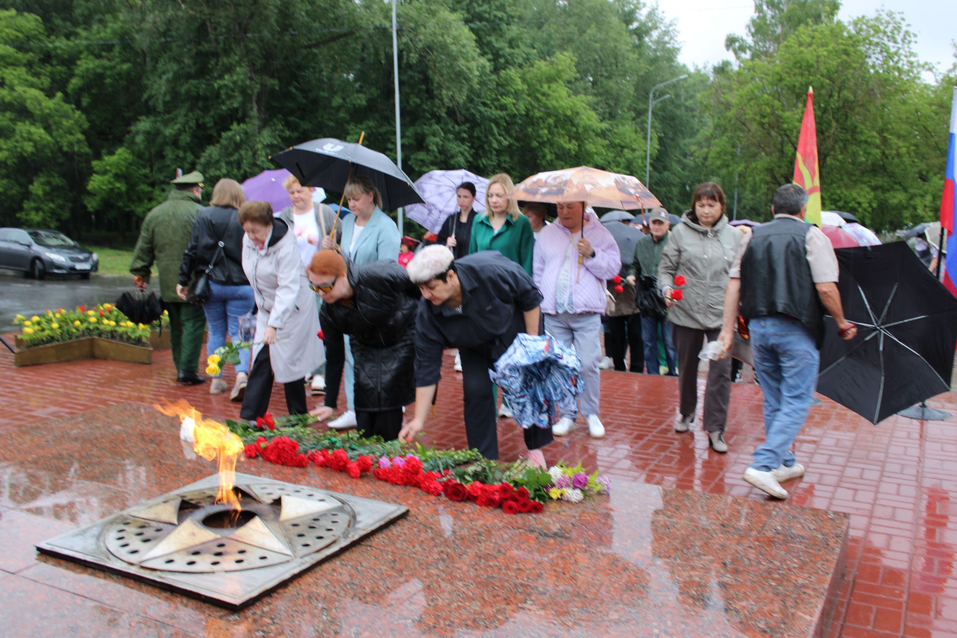 День памяти и скорби: заинцы отдали дань уважения участникам ВОВ