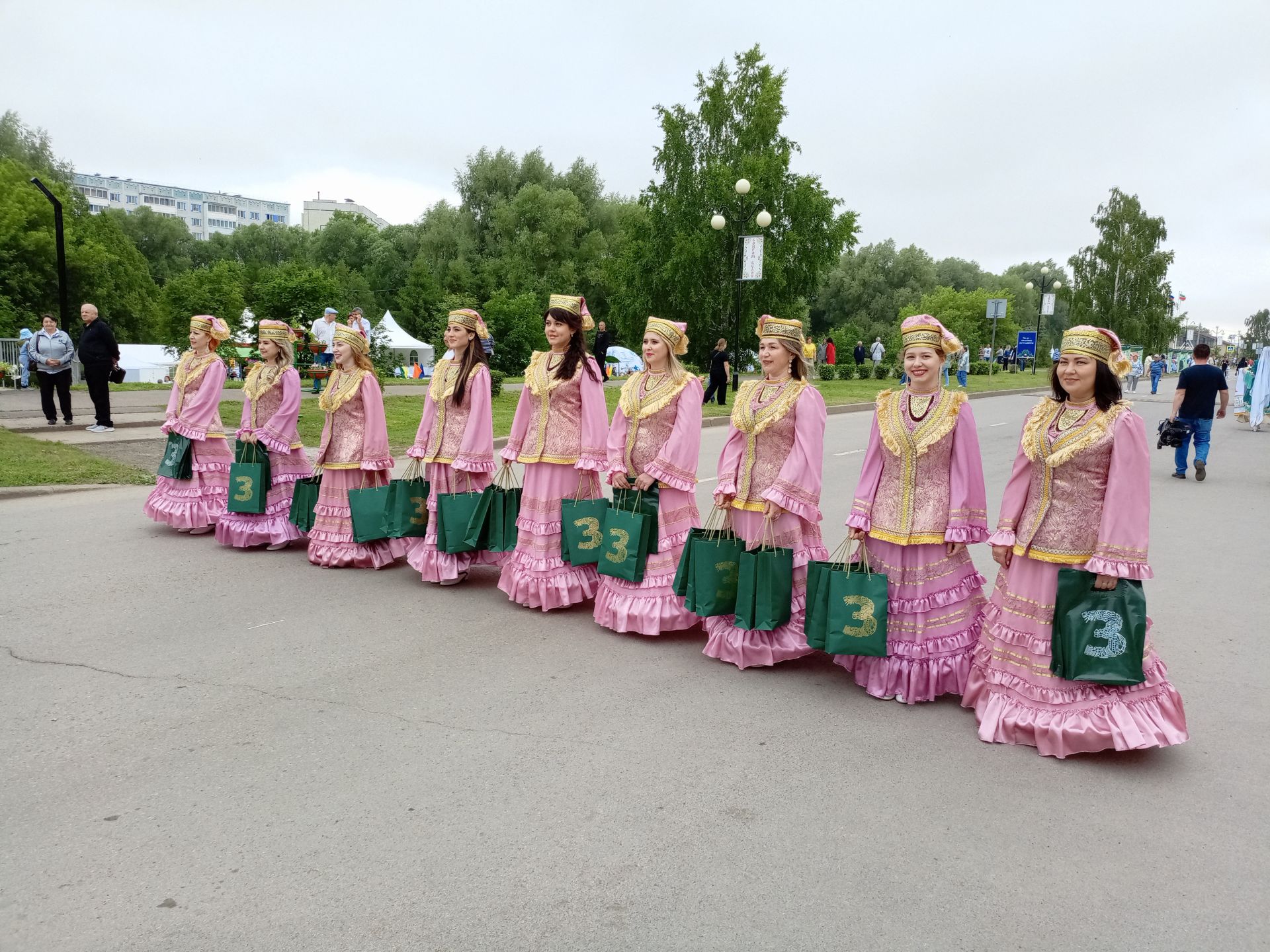 Сабантуе төрле мәйданчыкларда гөрли