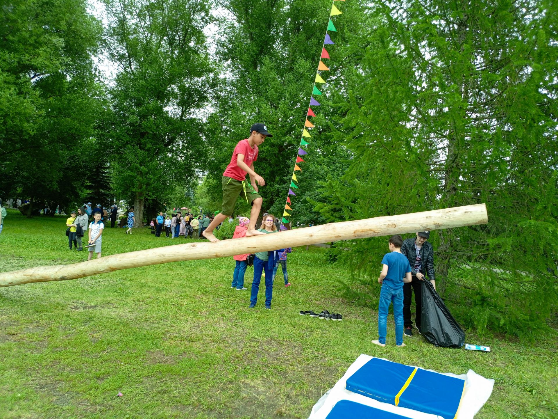 Сабантуе төрле мәйданчыкларда гөрли