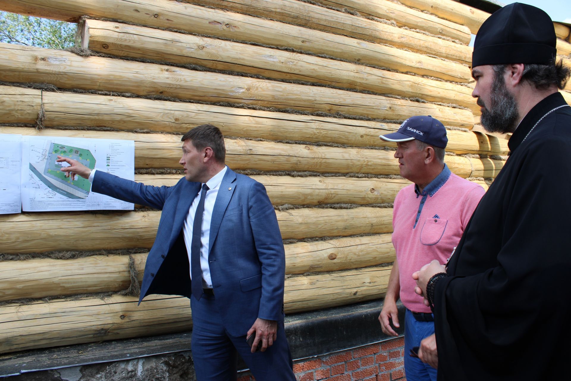 Югары Баграж чиркәвен киләсе Тройсын бәйрәменә ачарга ниятлиләр