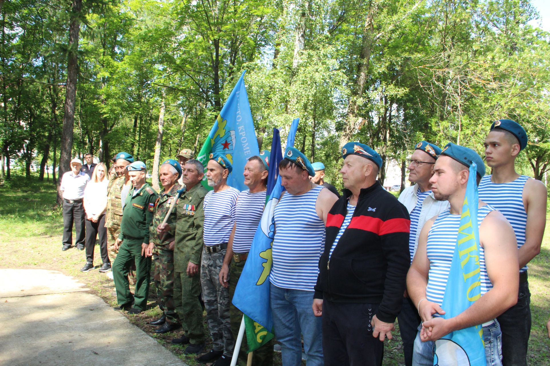 Десантники всех поколений в Заинске собрались на торжество