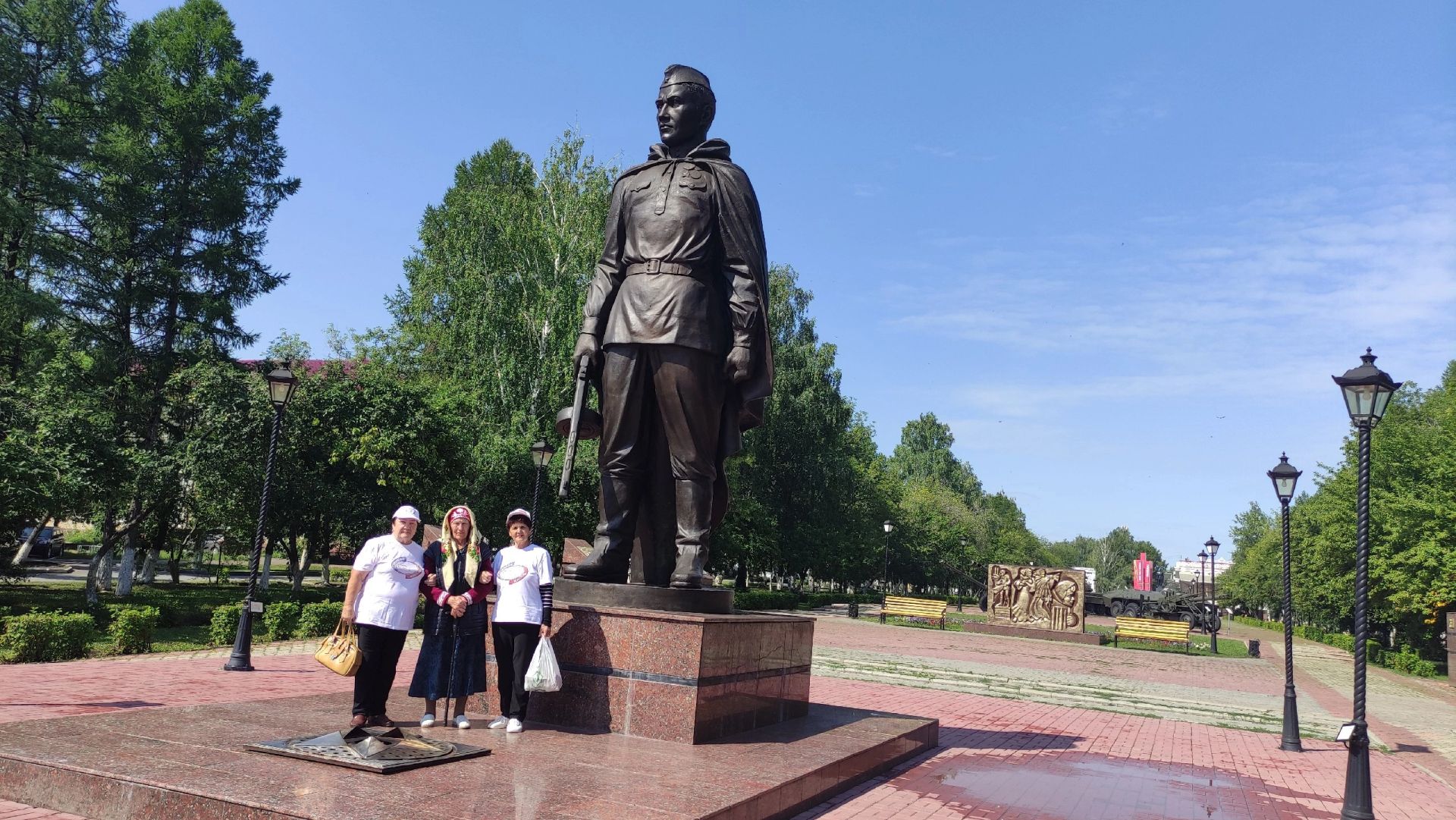 В Заинске волонтеры серебряного возраста «Пульс» взяли под свою опеку 90 одиноких пожилых граждан