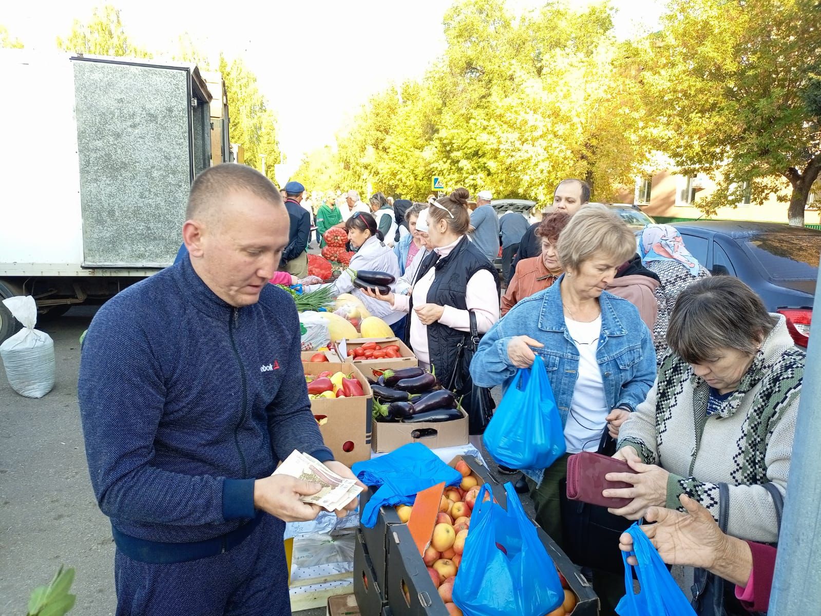 В Заинске стартовали осенние сельскохозяйственные ярмарки