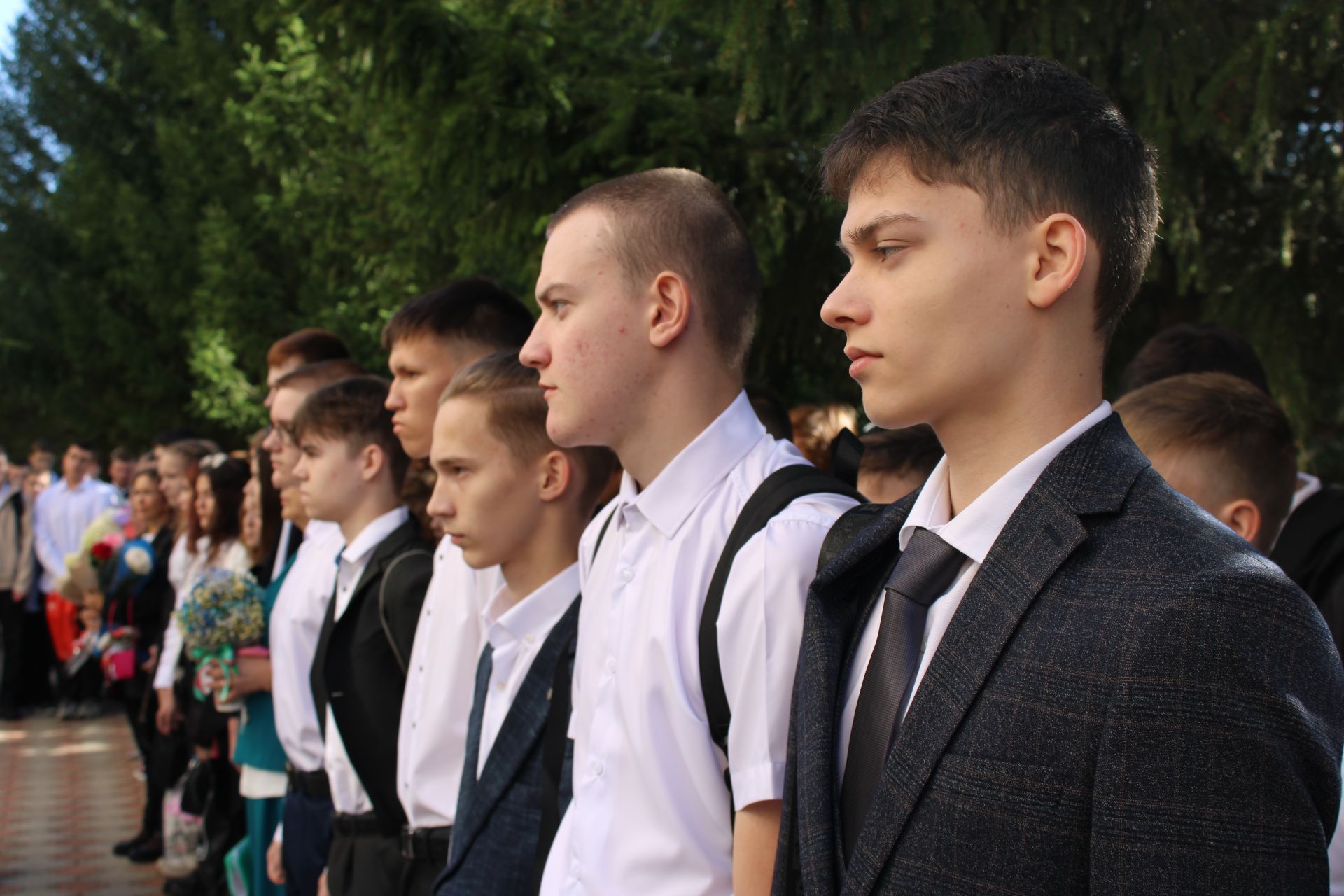 Зәйдә 177 беренче курс студенты Белем көнен туган шәһәрләре уку йортында каршылый