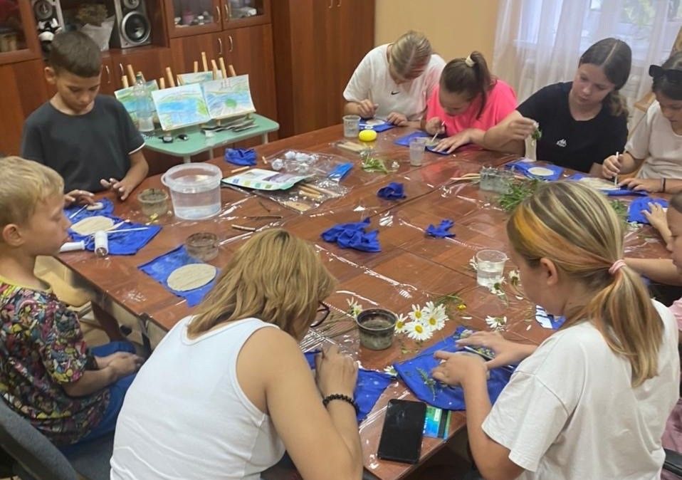 Зәйнең “Дуслык” үзәгендә балчыктан сувенир ясау буенча мастер-класс үтте