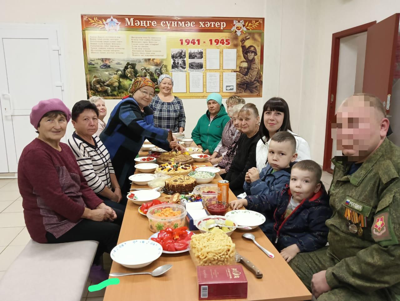 Урта Багражда маскировка челтәрләре үрүчеләр янында ялга кайткан хәрби булды