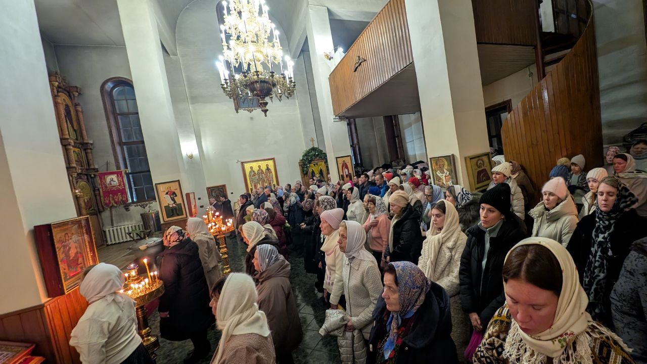 В храмах Заинского благочиния прошли Рождественские богослужения