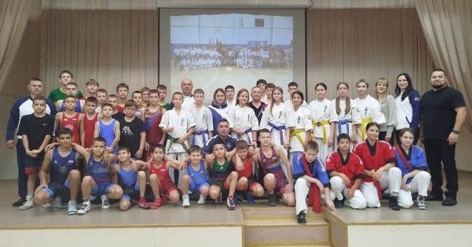 Зәй политехника көллиятендә яшьләр белән профилактик эш кысаларында зур спорт чарасы узды