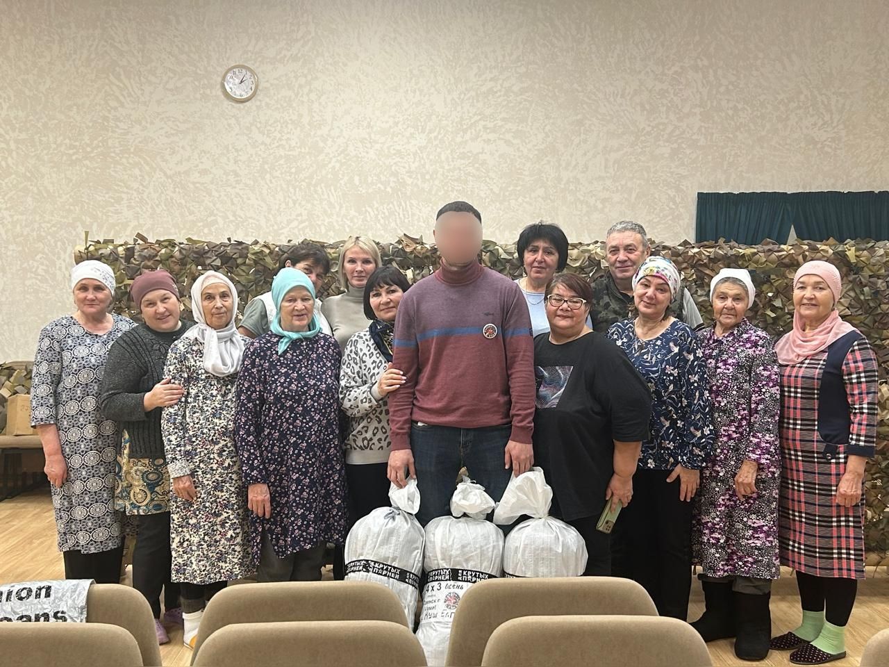 Куш-Елгада маскировка челтәрләре үрүчеләр янына “Алга” батальонында хезмәт итүче якташлары килде