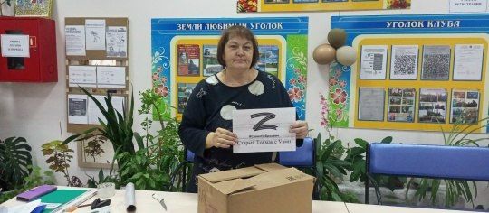 Сельские активисты Заинского района дарят бойцам частичку домашнего очага
