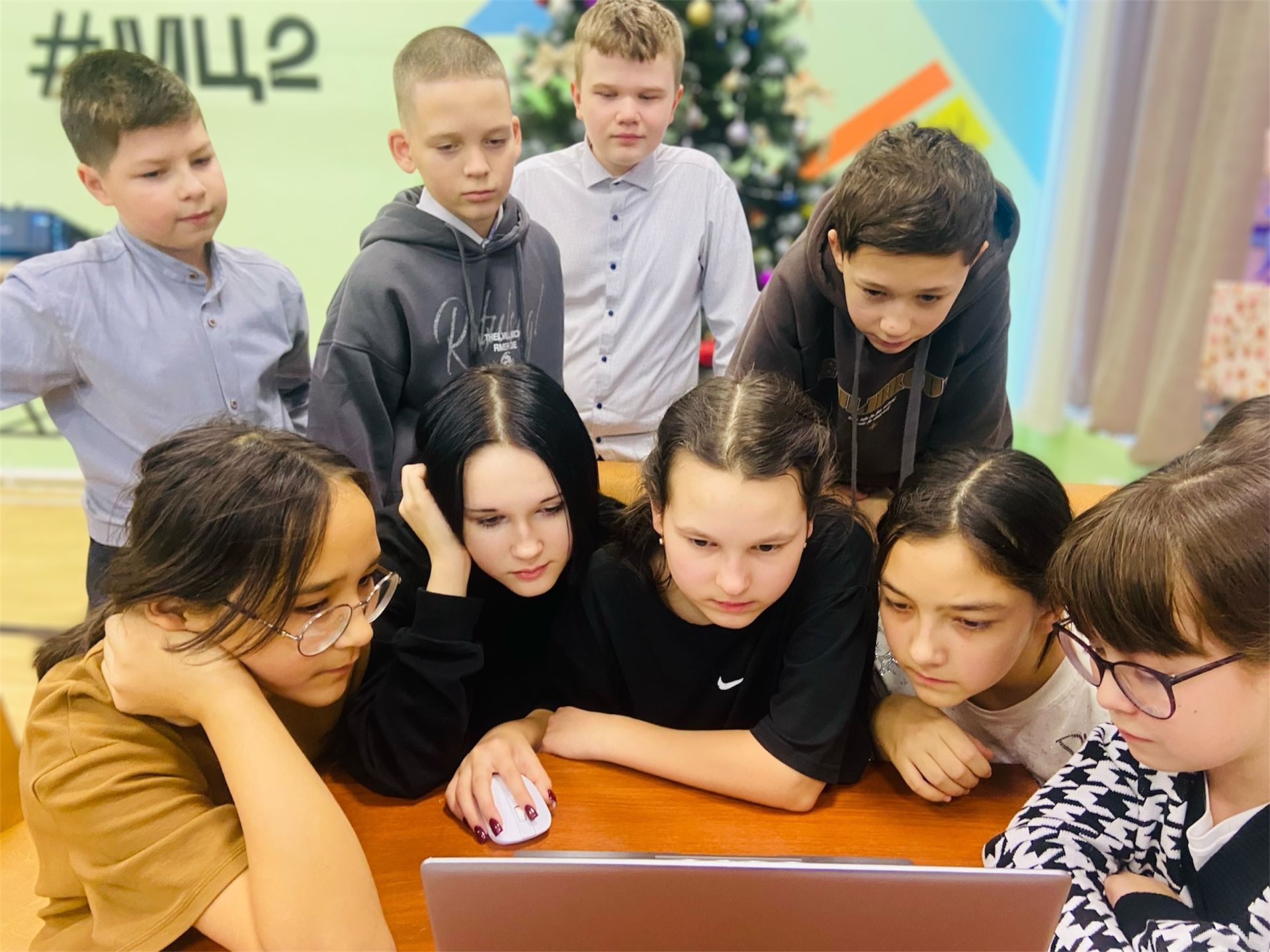 Учащиеся школы №1 Заинска прошли интерактивный симулятор «Мой выбор — жизнь»