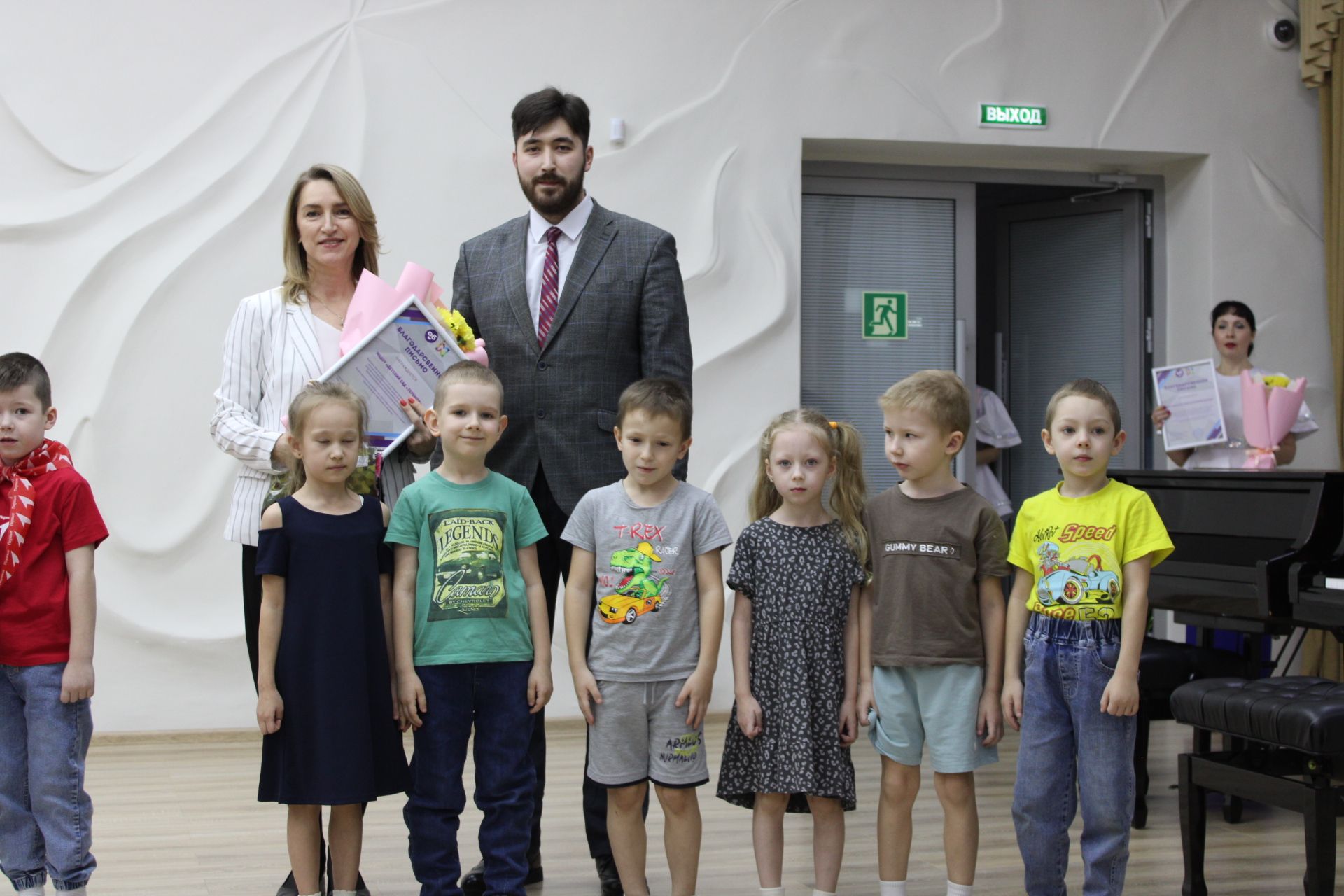 Зәйдә волонтерларны хөрмәтләделәр