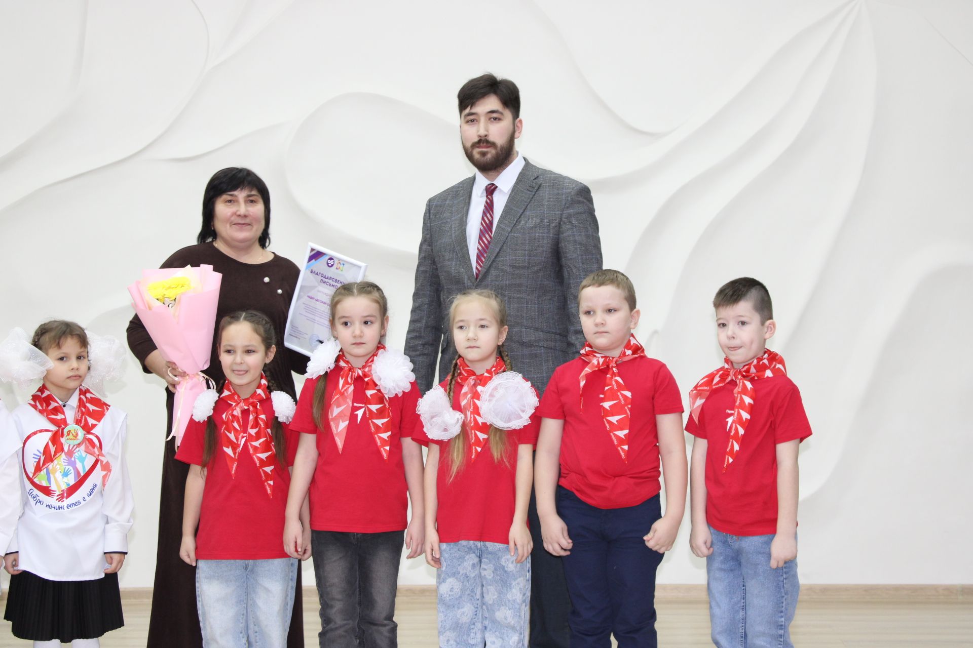 Зәйдә волонтерларны хөрмәтләделәр