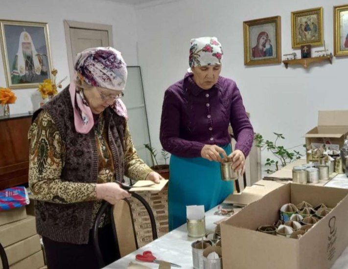 Зәйнең Крестовоздвиженский чиркәве хәрбиләргә окоп шәмнәре һәм иконалар җибәрә