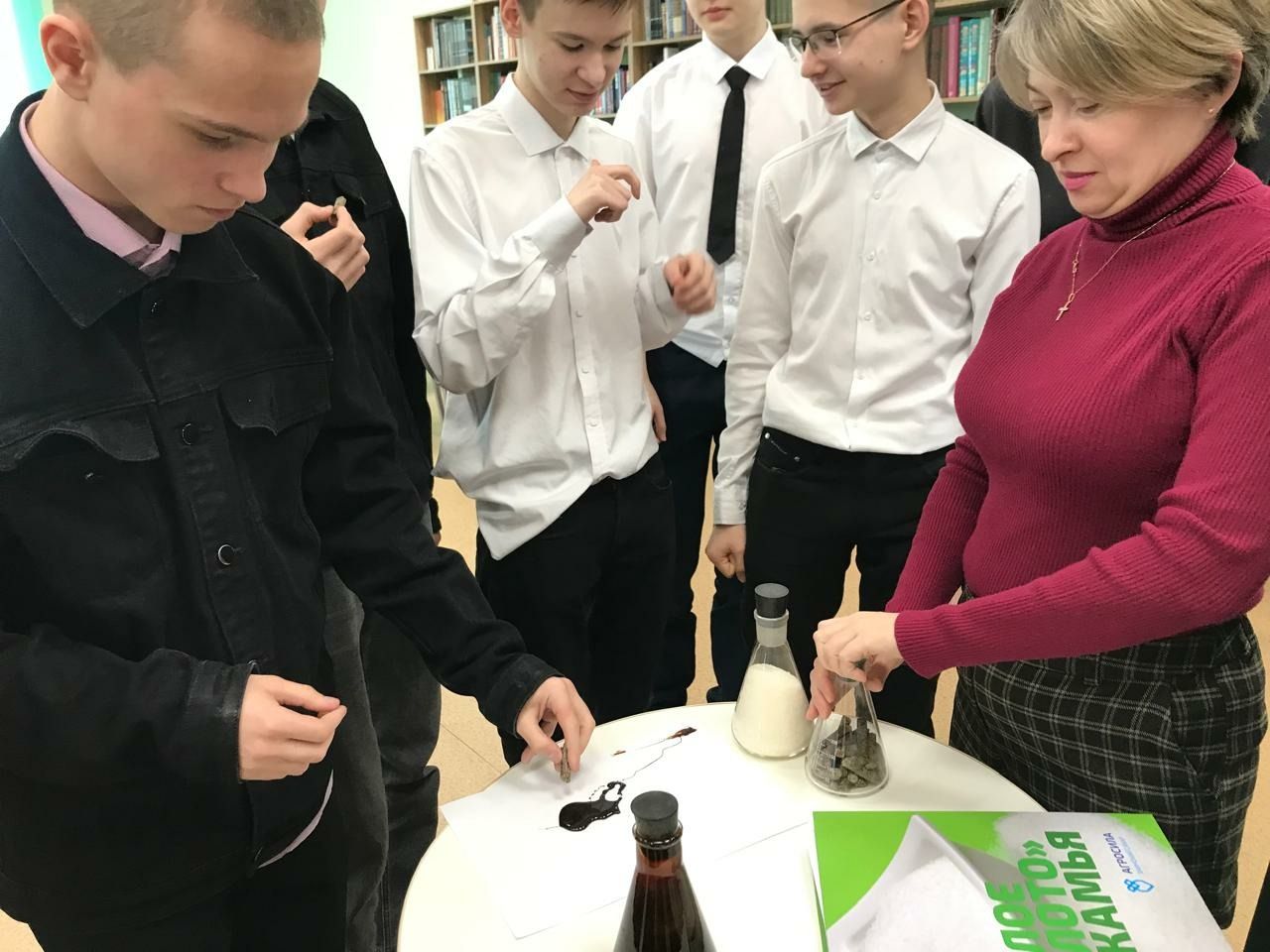 Зәй китапханәсендә шикәр кайнатучы һөнәрләре турында сөйләштеләр