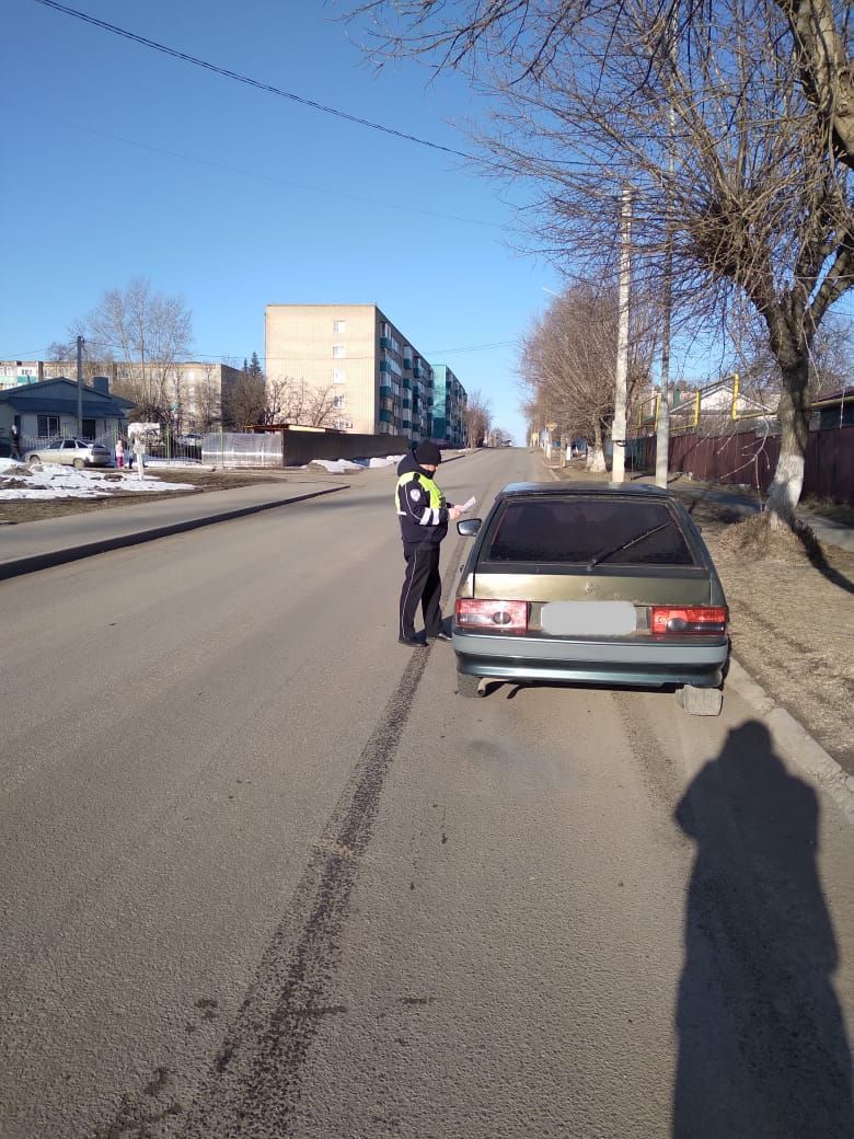 В Заинске выявлены нарушения ПДД: 2 водителя без ремней безопасности