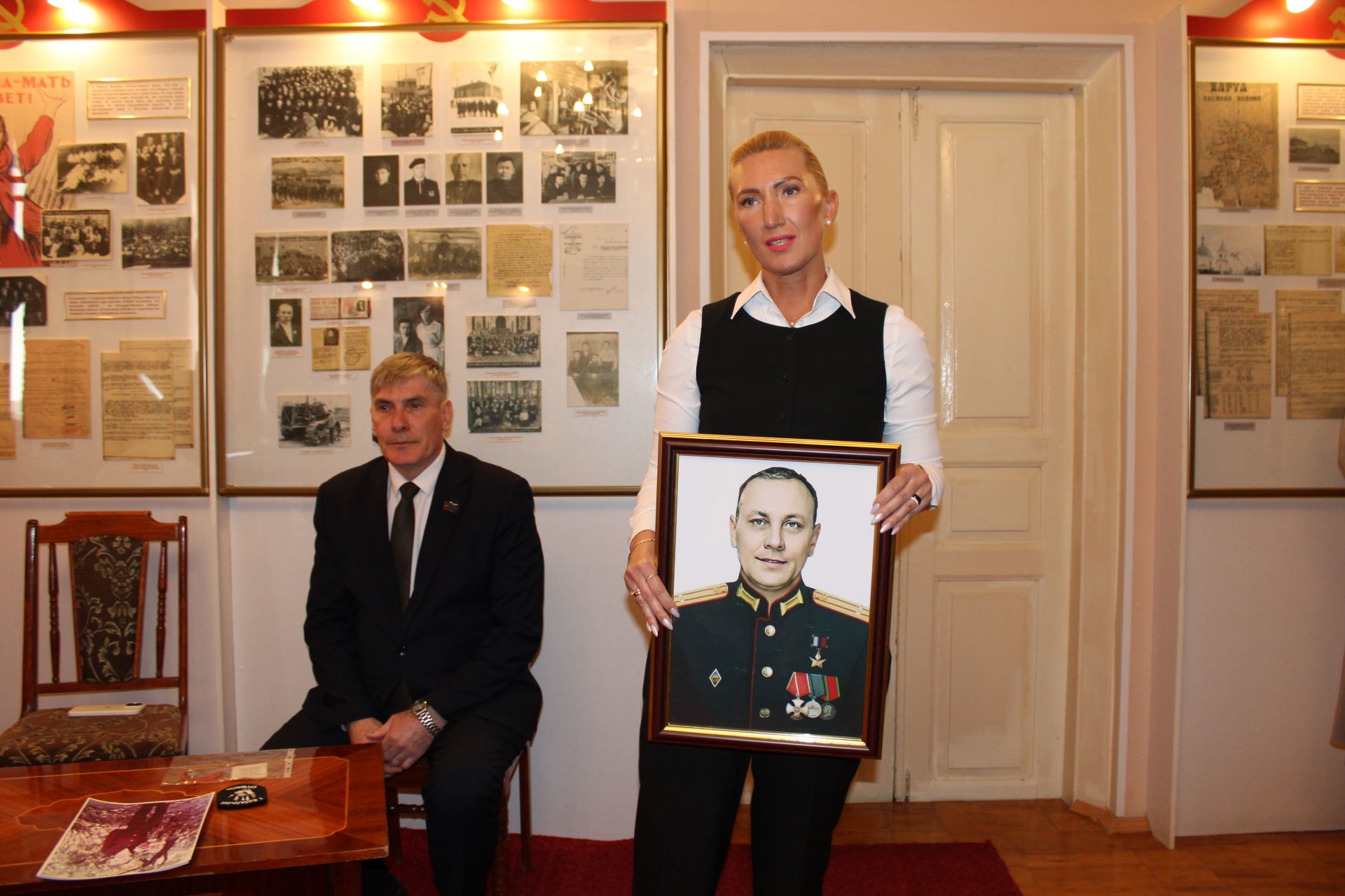 Россия Герое Сергей Чебневның туганы шәхси әйберләрен Зәй музеена тапшырды