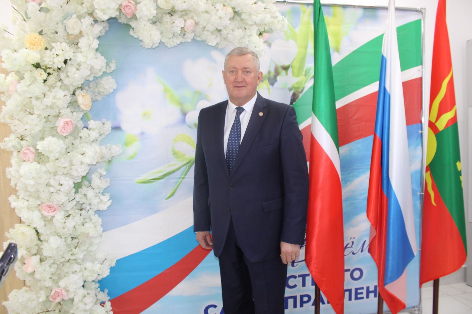 Зәйдә җирле үзидарә хезмәткәрләре хөрмәтләнде
