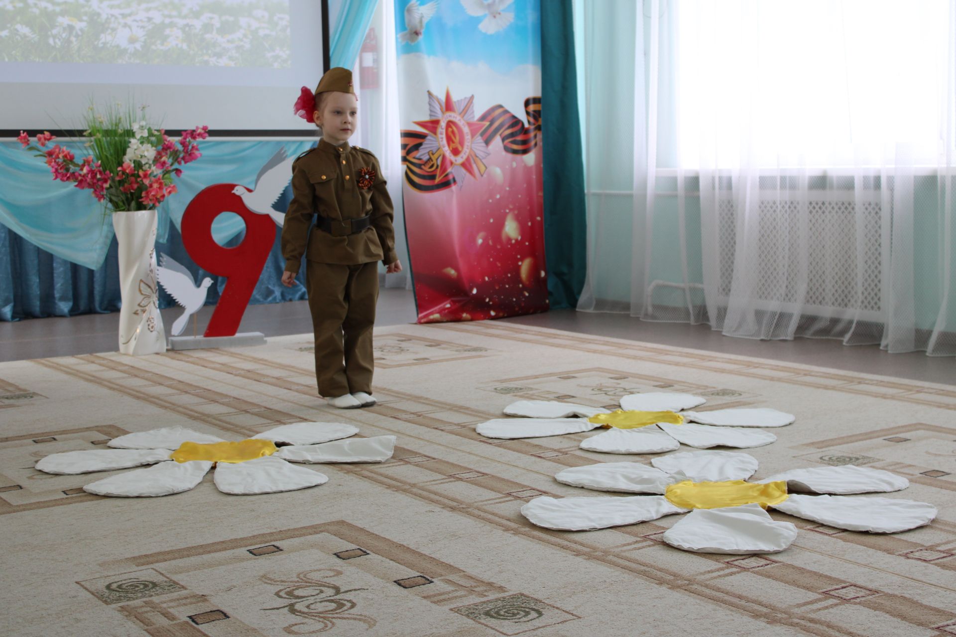 Зәйдә сабыйлар традицион “Җиңү кайтавазы”  бәйгесендә шигырьләр сөйләделәр