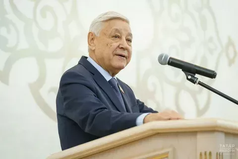 Татарстан Республикасы Дәүләт Советы Рәисе Фәрит Мөхәммәтшин  Яз һәм Хезмәт бәйрәме белән тәбрикли