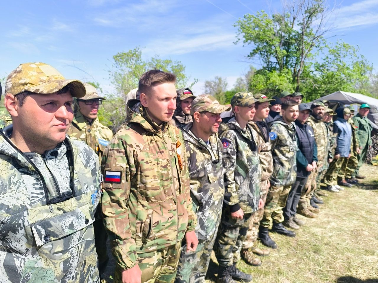 Зәй районы башлыгы Волгоградта эзләнү эшләре алып баручы эзтабарлар янында булды
