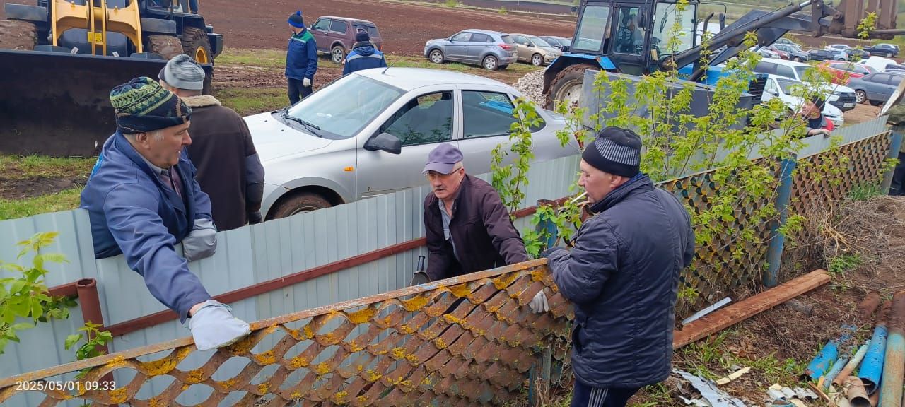 Багражда зиратны чистарту буенча зур өмә узды