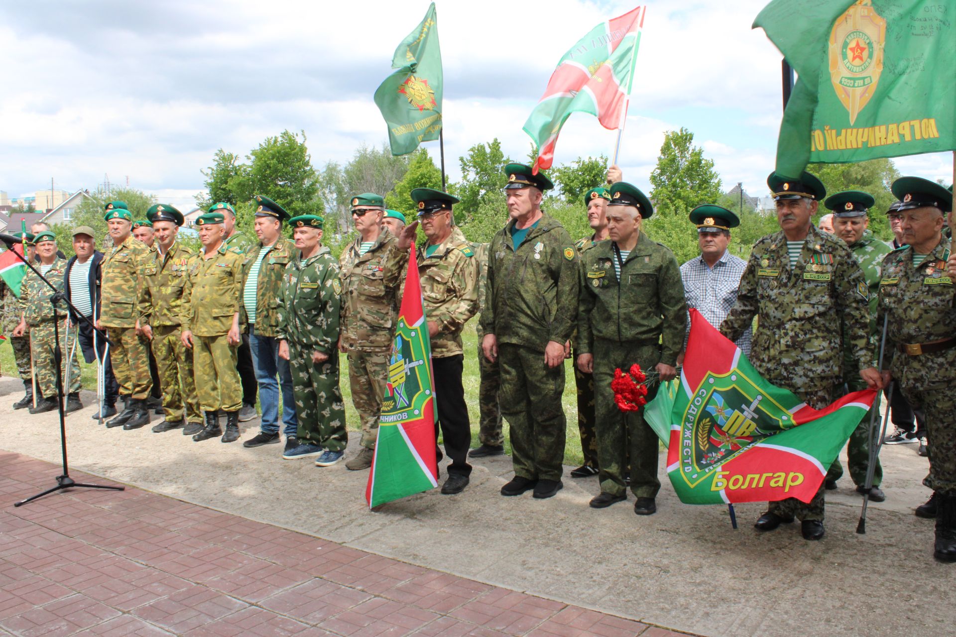 Зәйдә чик сакчыларына яңа һәйкәл ачылды