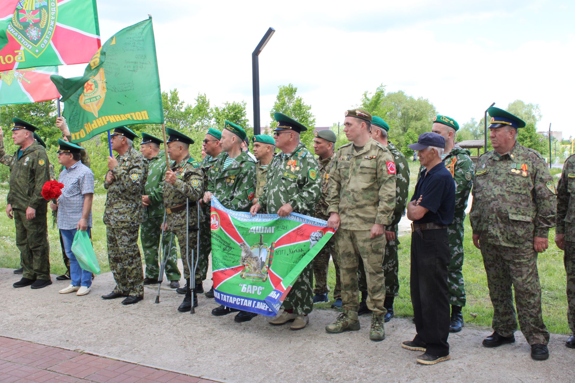 Зәйдә чик сакчыларына яңа һәйкәл ачылды