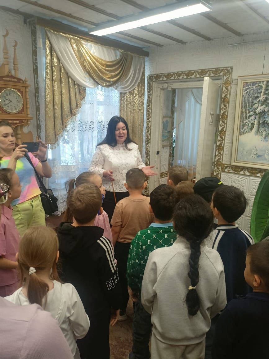Первоклассники гимназии посетили Заинский краеведческий музей