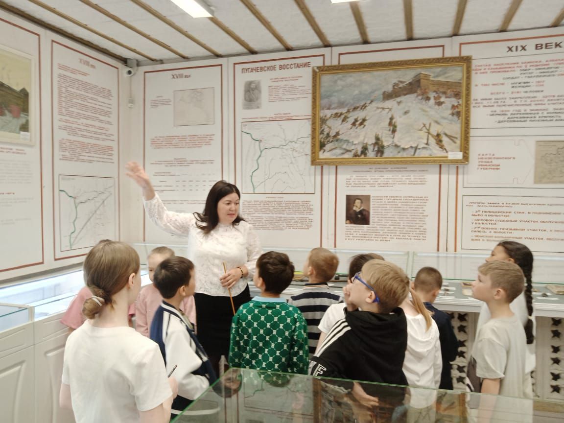 Первоклассники гимназии посетили Заинский краеведческий музей
