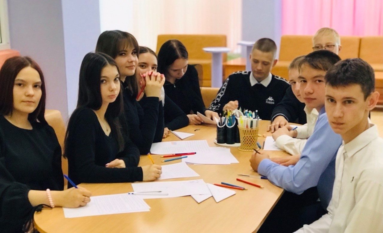 Иске Зәй яшьләре хәрбиләргә хат яздылар