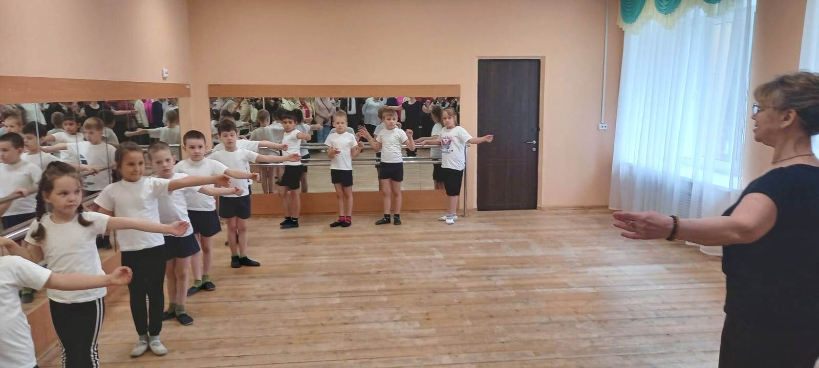 Зәй районы мәдәният йорты хезмәткәрләре мәдәни-ял учреждениеләрендә балалар куркынычсызлыгы темасына фикер алышты