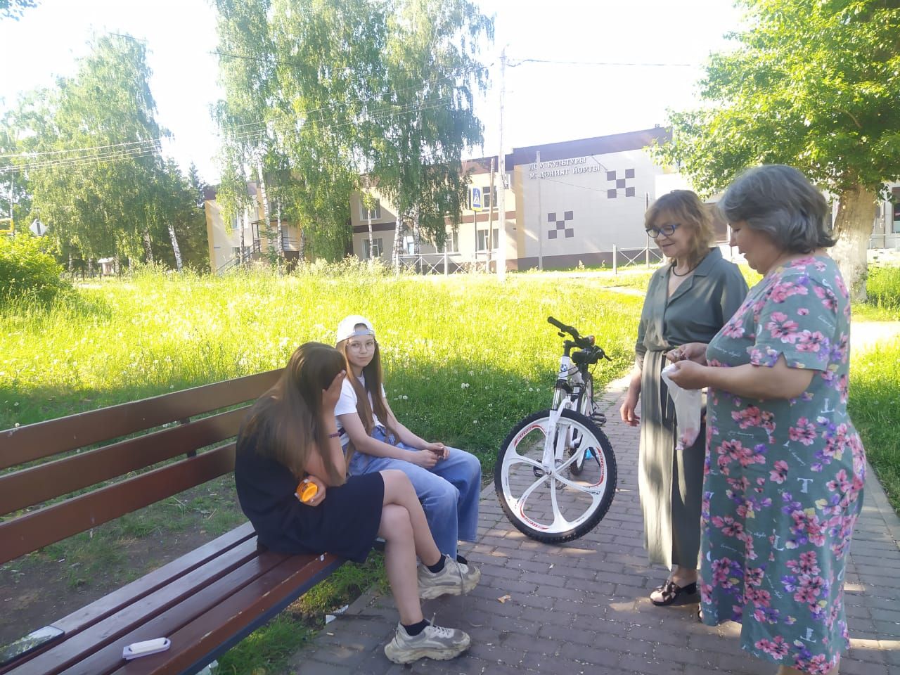 Борьба с курением: в микрорайоне Мирный прошла акция «Твоя жизнь в твоих руках»