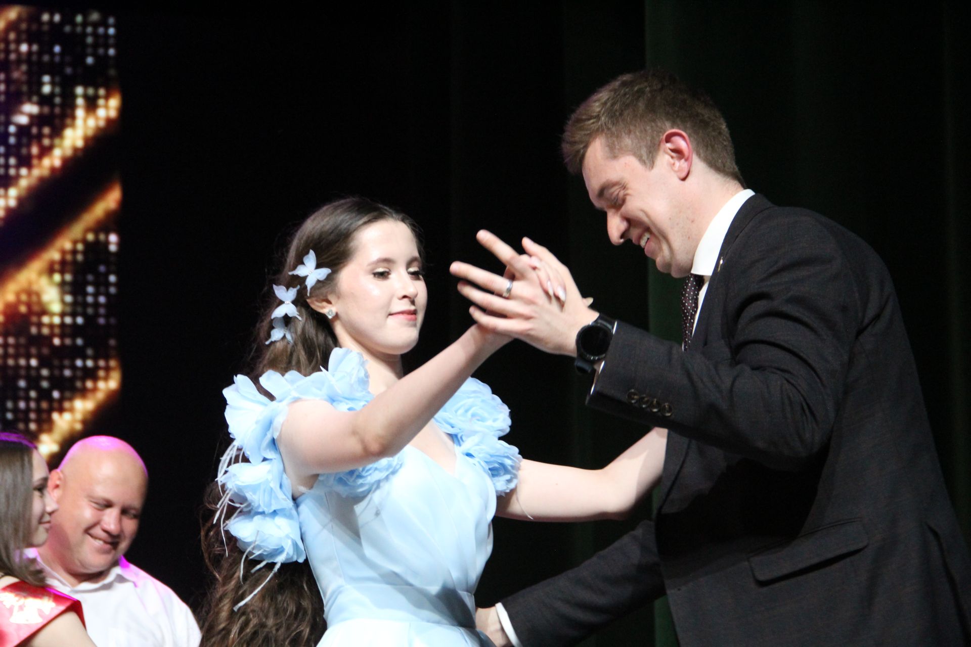 Яркие кадры с Выпускного в Заинске