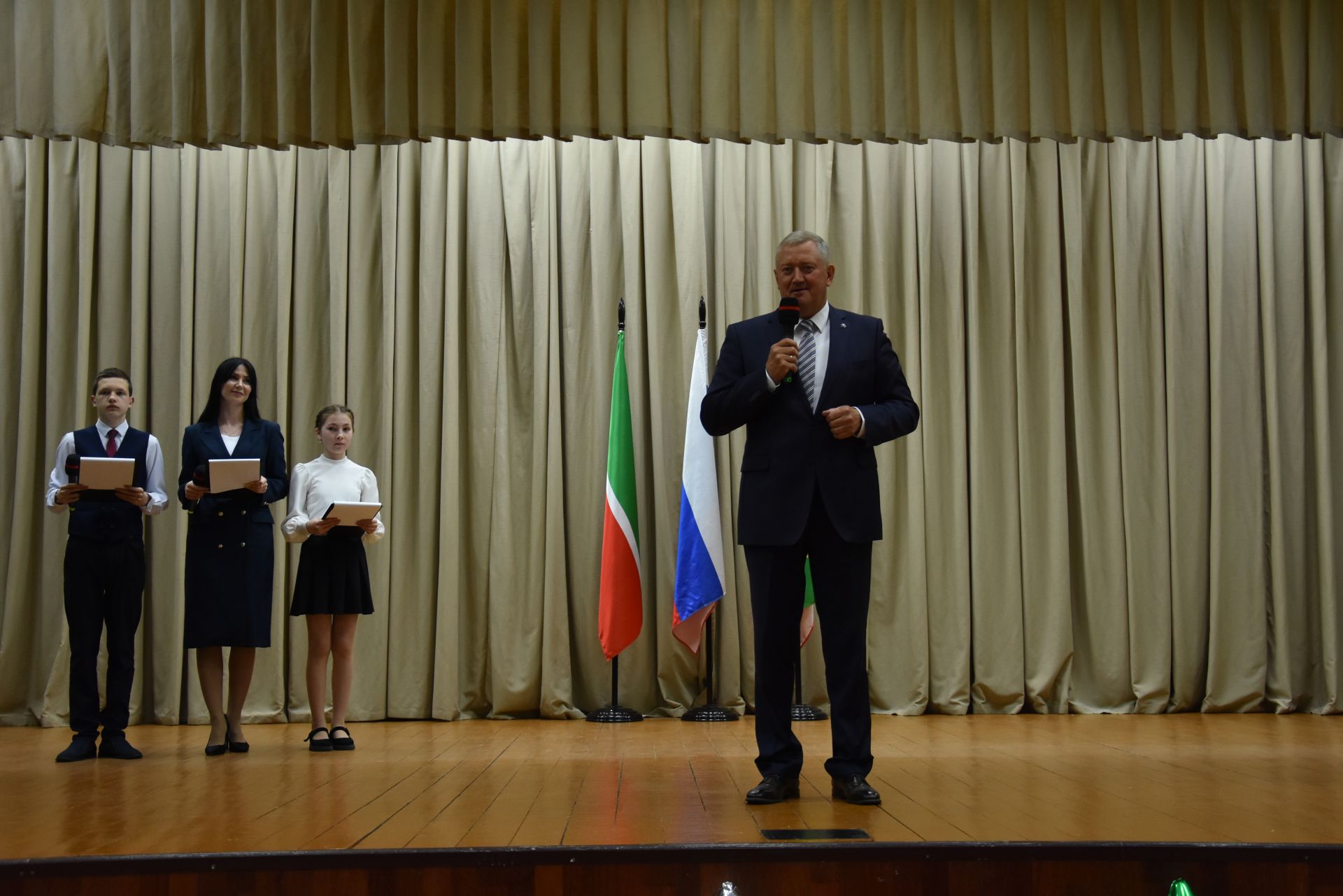 Талантлылар грантлар алды