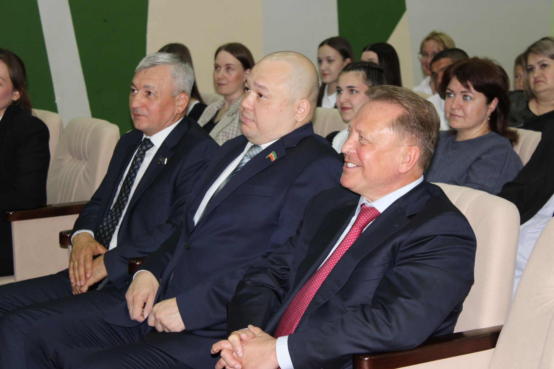 Талантлылар грантлар алды