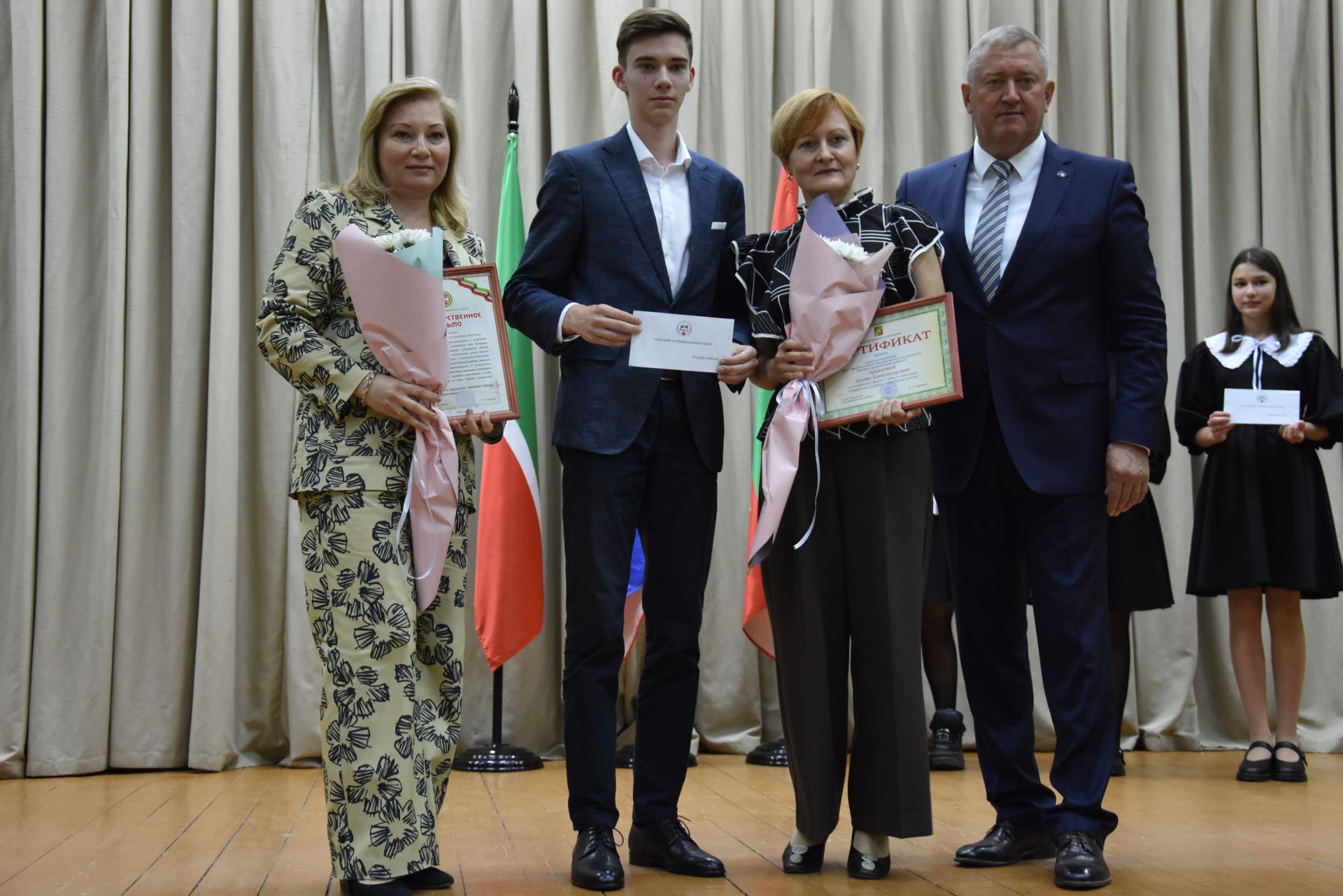 Талантлылар грантлар алды