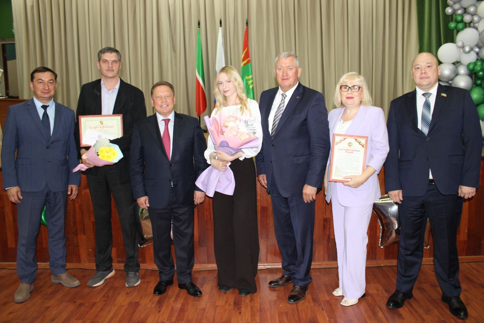 Талантлылар грантлар алды